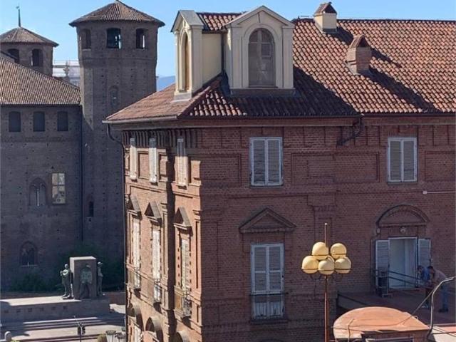 Appartamento in vendita a Torino TO