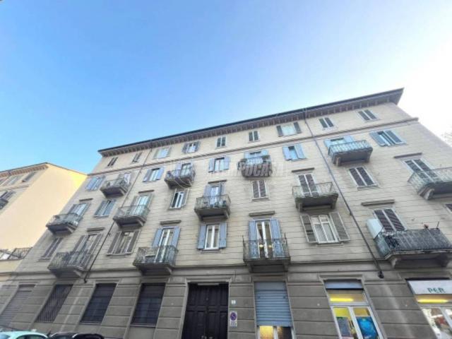 Appartamento in vendita a Torino TO