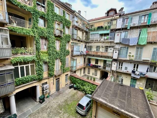 Appartamento in vendita a Torino TO