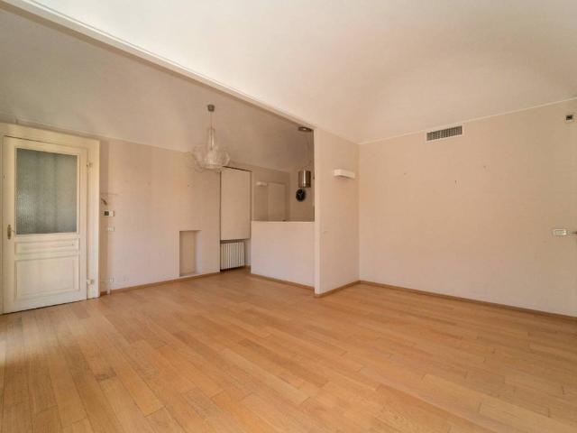 Appartamento in vendita a Torino TO