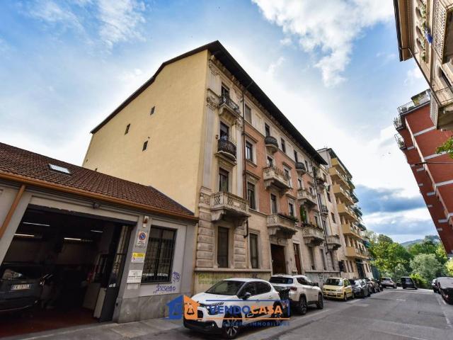 Appartamento in vendita a Torino TO