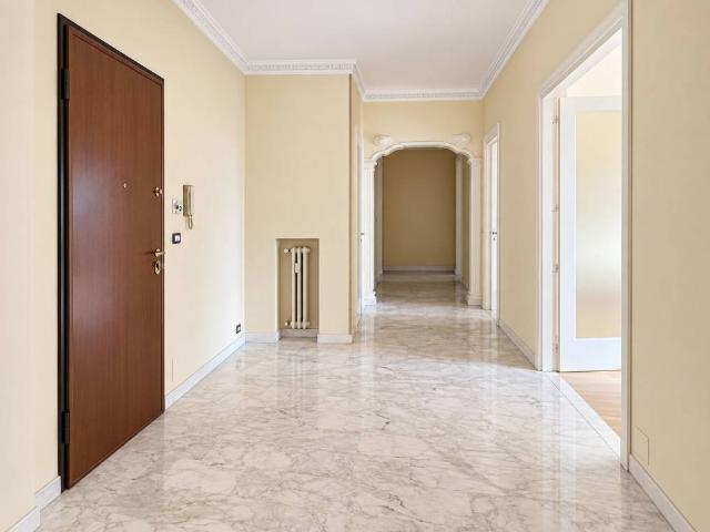 Appartamento in vendita a Torino TO