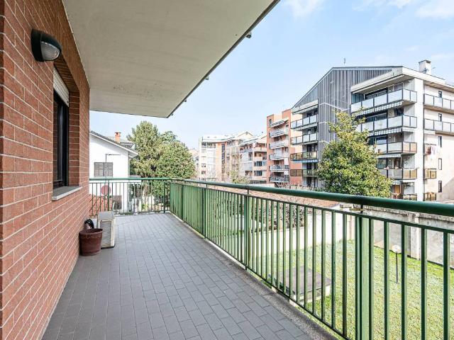 Appartamento in vendita a Torino TO
