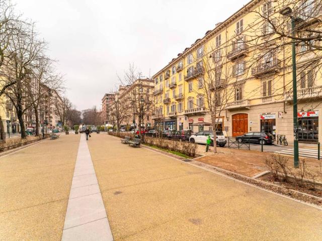 Appartamento in vendita a Torino TO