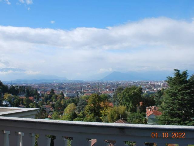 Appartamento in vendita a Torino TO