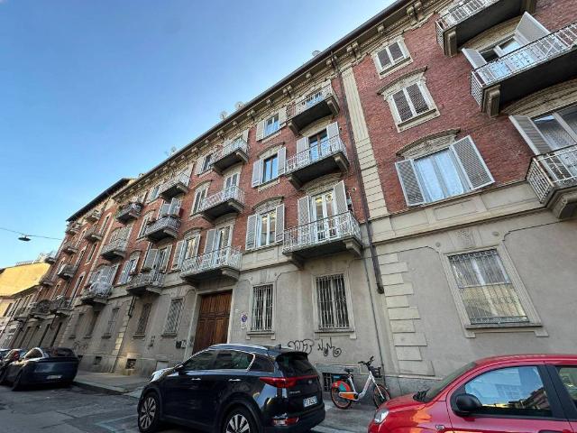 Appartamento in vendita a Torino TO