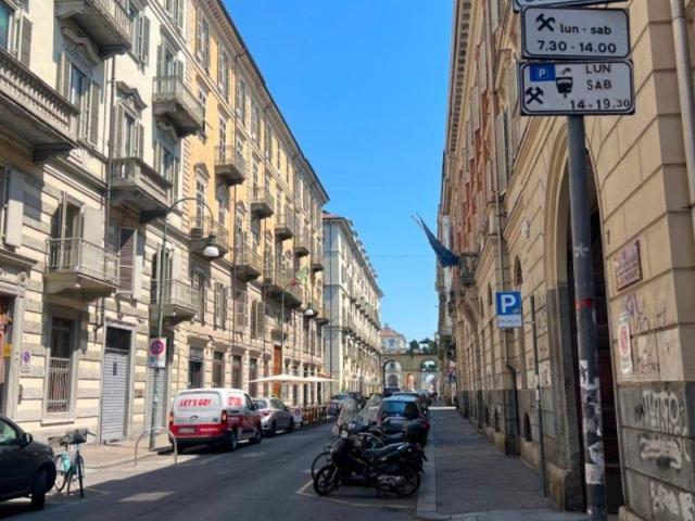 Appartamento in vendita a Torino TO