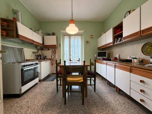 Appartamento in vendita a Torino TO
