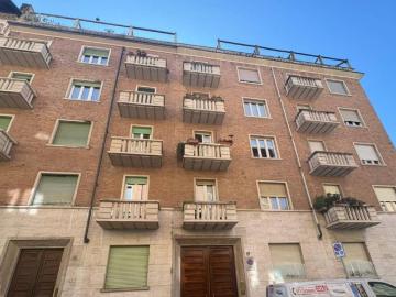 Appartamento in vendita a Torino TO