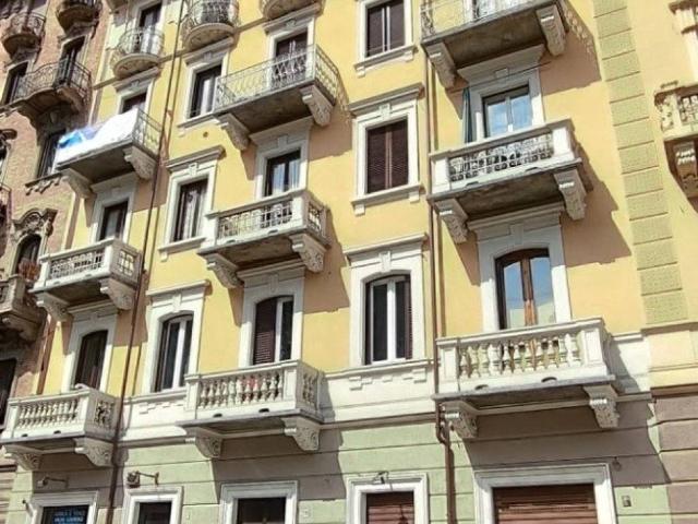 Appartamento in vendita a Torino TO