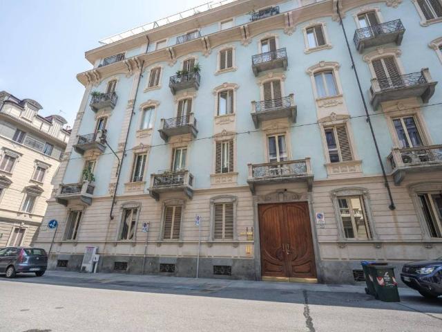 Appartamento in vendita a Torino TO