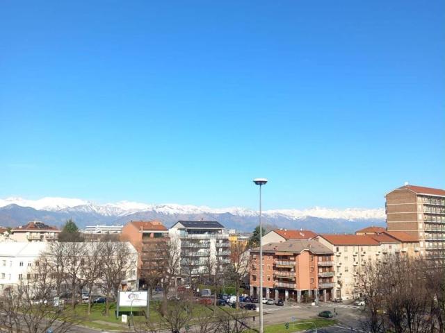 Appartamento in vendita a Torino TO