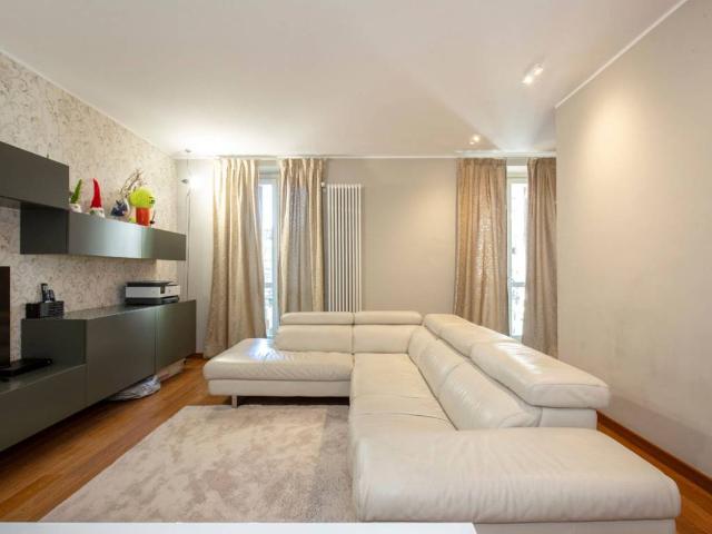 Appartamento in vendita a Torino TO