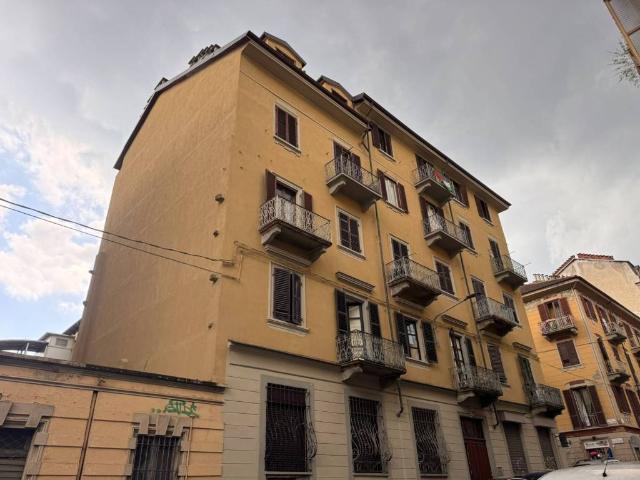 Appartamento in vendita a Torino TO