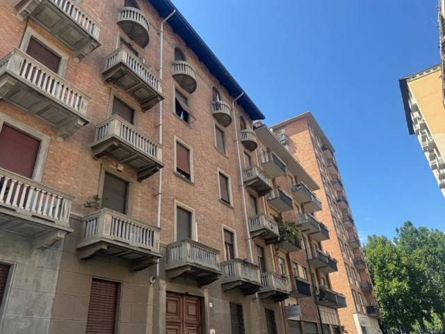 Appartamento in vendita a Torino TO