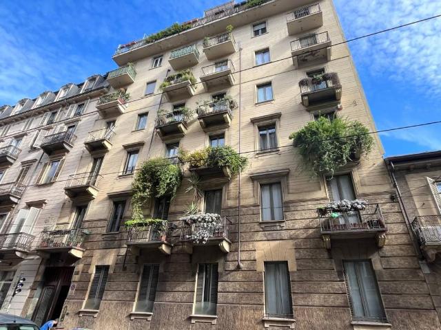 Appartamento in vendita a Torino TO