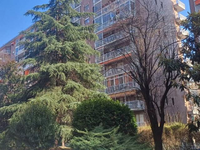Appartamento in vendita a Torino TO