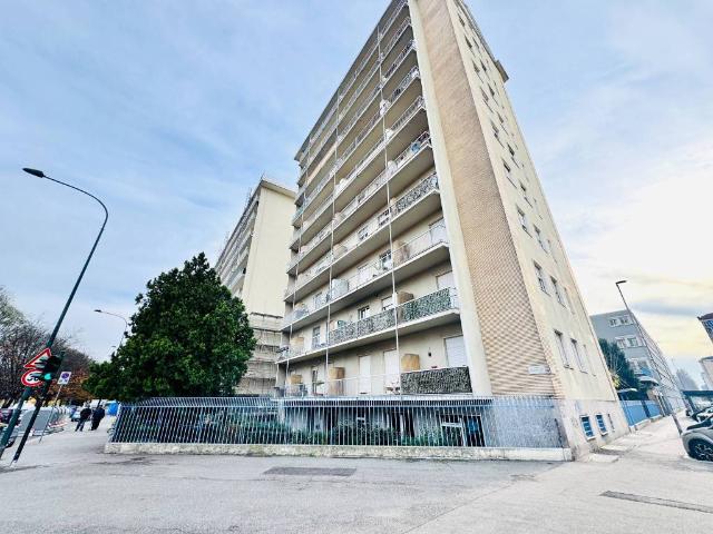 Appartamento in vendita a Torino TO