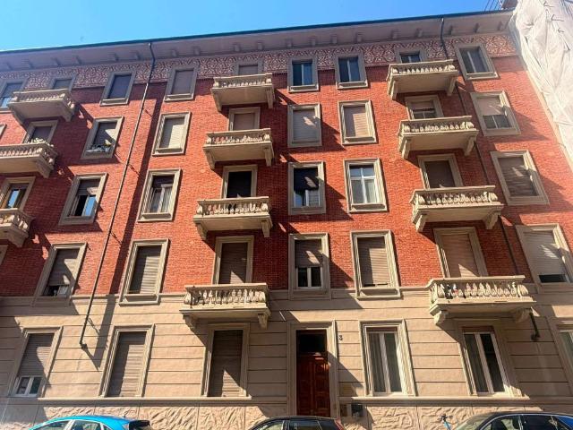 Appartamento in vendita a Torino TO