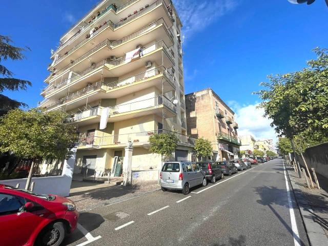 Appartamento in vendita a Torre Annunziata, nord