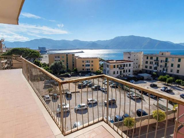 Appartamento in vendita a Torre Annunziata NA