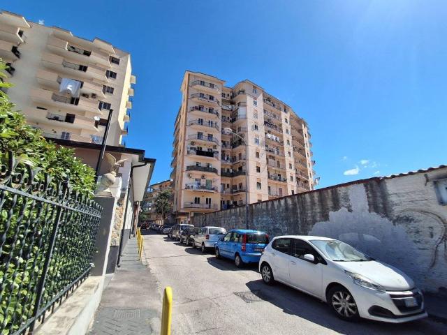 Appartamento in vendita a Torre Annunziata NA