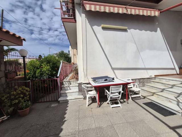 Casa indipendente in vendita a Torre Annunziata NA
