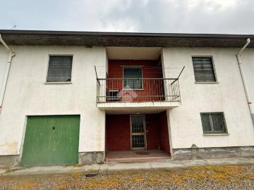 Appartamento in vendita a Torre Beretti e Castellaro PV
