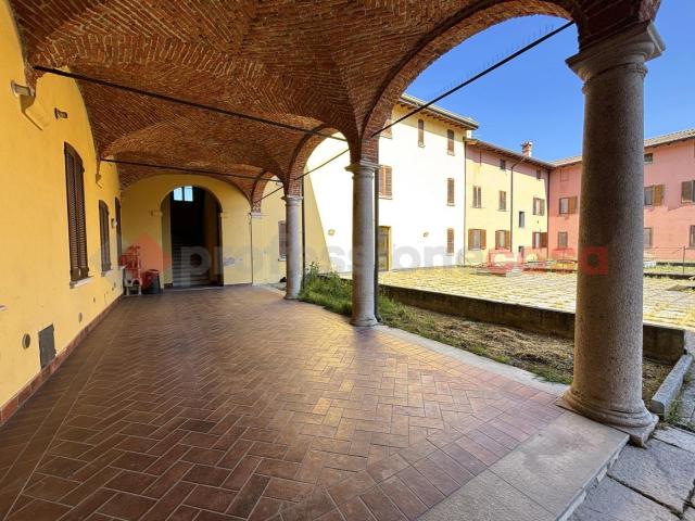 Appartamento in vendita a Torre D'Arese