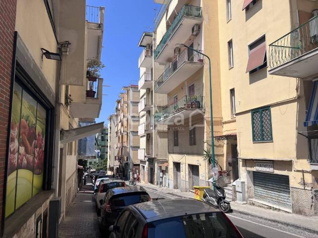 Appartamento in vendita a Torre del Greco NA