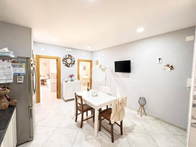 Appartamento in vendita a Torre del Greco NA