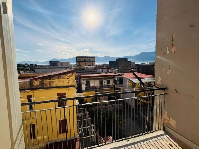 Appartamento in vendita a Torre del Greco NA