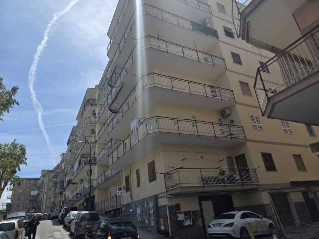 Appartamento in vendita a Torre del Greco NA