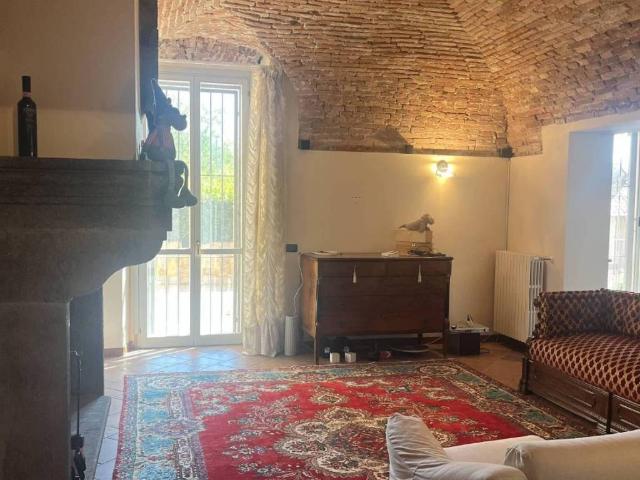 Appartamento in vendita a Torre d'Isola PV