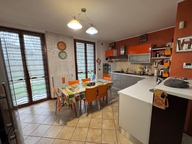Appartamento in vendita a Torre d'Isola PV