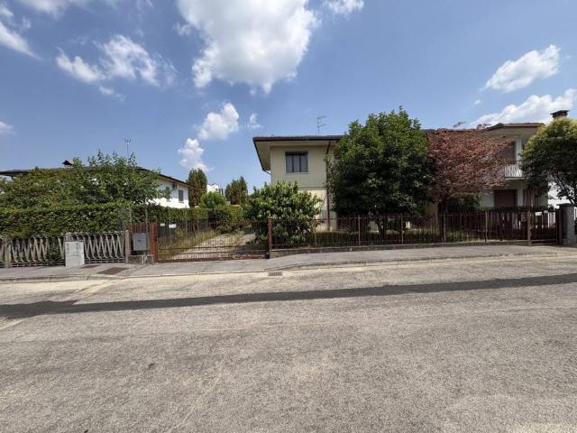 Appartamento in vendita a Torreglia PD