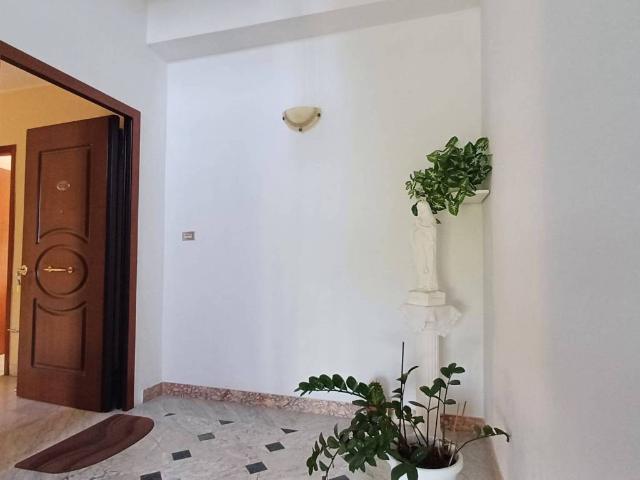 Appartamento in vendita a Torrenova ME