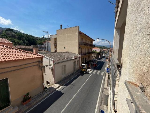 Appartamento in vendita a Torrenova ME
