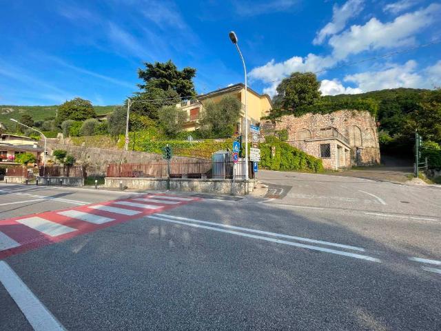 Appartamento in vendita a Torri del Benaco VR
