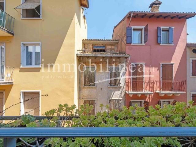 Appartamento in vendita a Torri del Benaco VR