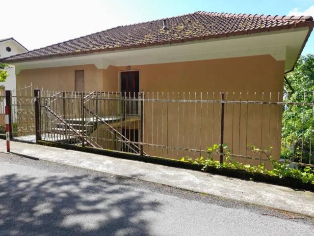 Appartamento in vendita a Torriglia GE