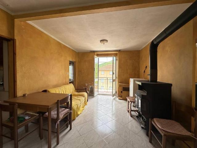 Appartamento in vendita a Torriglia GE