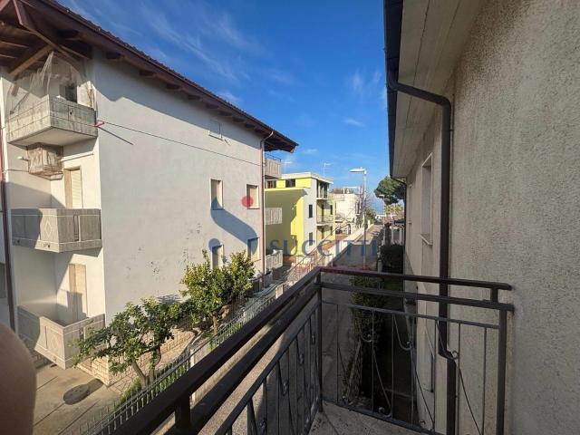 Appartamento in vendita a Tortoreto, Zona Mare 110m² Tortoreto Lido