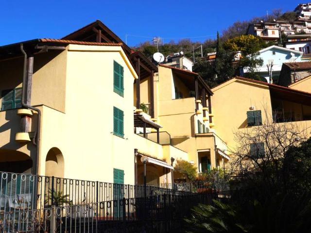 Appartamento in vendita a Tovo San Giacomo SV