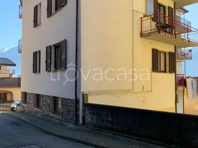 Appartamento in vendita a Traona via Pedemontana, 100
