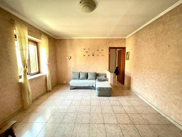 Appartamento in vendita a Trasaghis