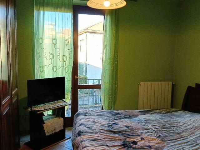 Appartamento in vendita a Travedona Monate VA