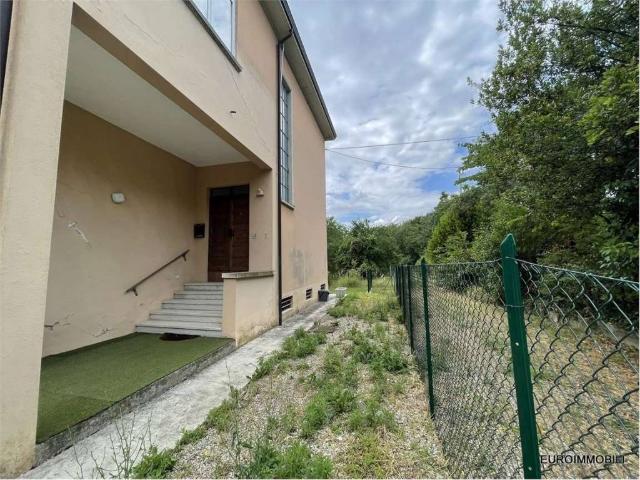 Appartamento in vendita a Traversetolo PR