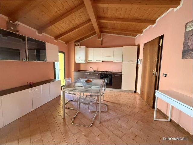 Appartamento in vendita a Traversetolo PR