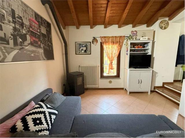 Appartamento in vendita a Traversetolo PR